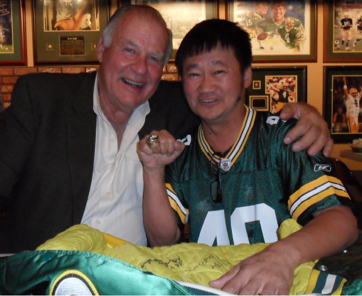 J. Kramer\'s Superbowl ring!!! (8).jpg